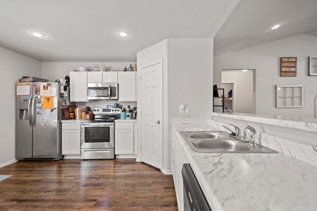 2401 Kenneth Drive, Benton, AR 72019