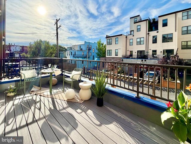 120 STATION NORTH MEWS, Baltimore, MD 21202