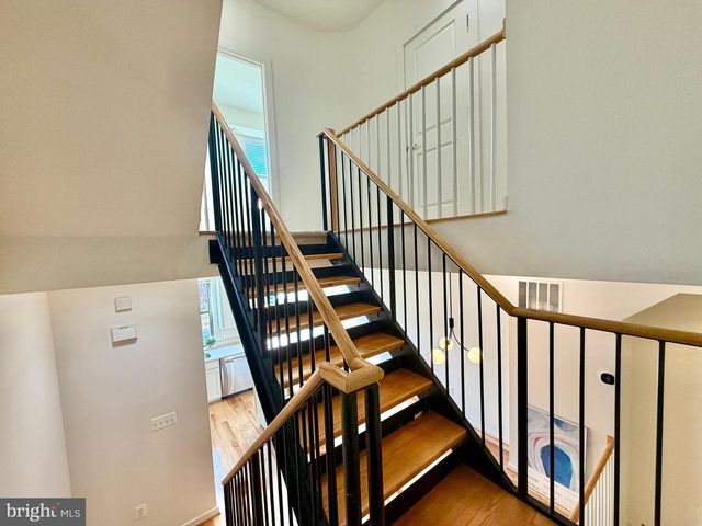 120 STATION NORTH MEWS, Baltimore, MD 21202