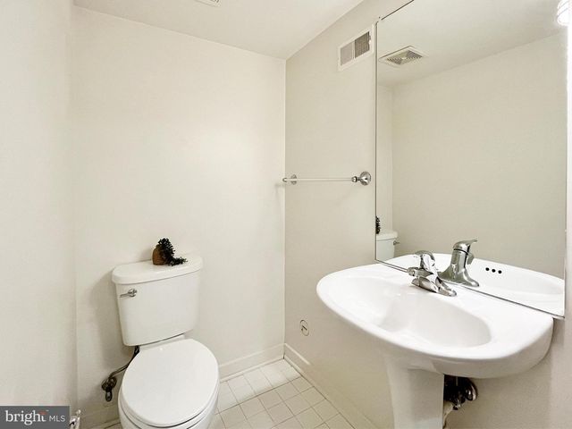 120 STATION NORTH MEWS, Baltimore, MD 21202