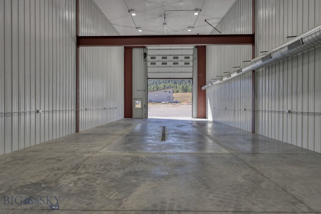20A Blacksmith Loop, Gallatin Gateway, MT 59730 photo 4