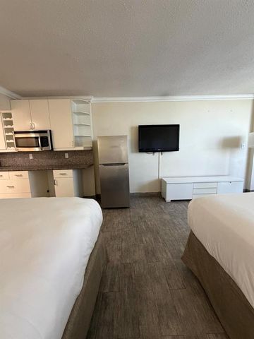 19201 Collins Avenue, Sunny Isles Beach, FL 33160
