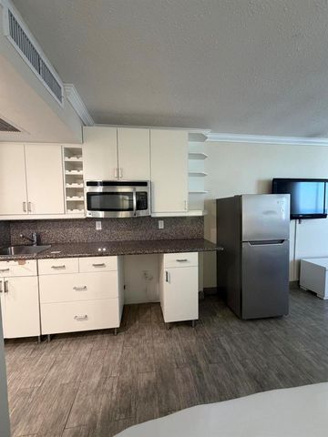 19201 Collins Avenue, Sunny Isles Beach, FL 33160