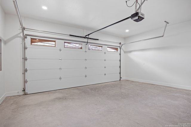 2108 Athens Ave, Kerrville, TX 78028