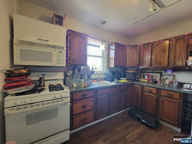 129 South Street, Bogota, NJ 07603