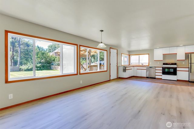41794 Mountain View Lane, Concrete, WA 98237