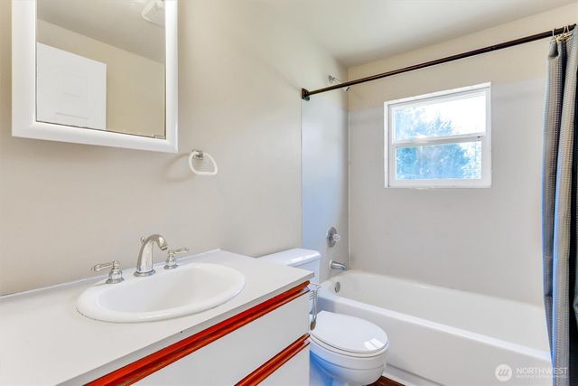 41794 Mountain View Lane, Concrete, WA 98237