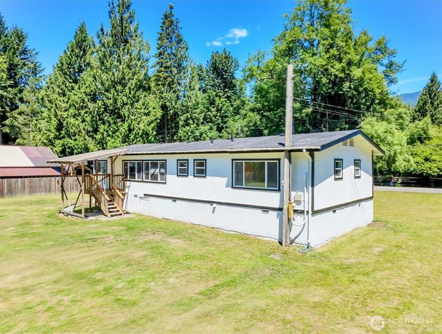 41794 Mountain View Lane, Concrete, WA 98237