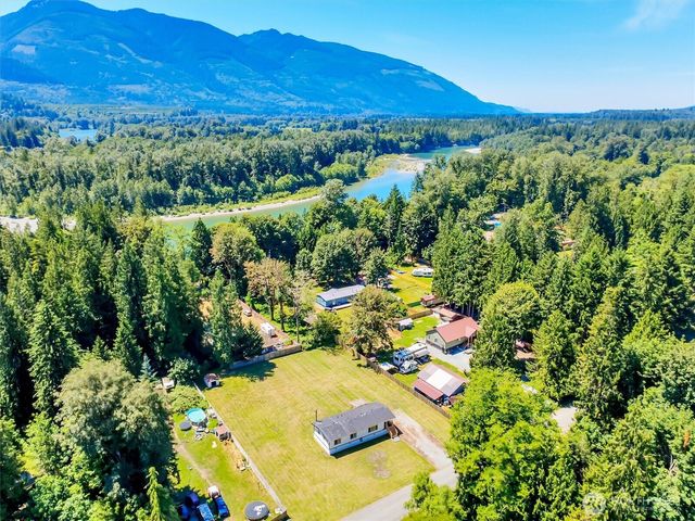 41794 Mountain View Lane, Concrete, WA 98237