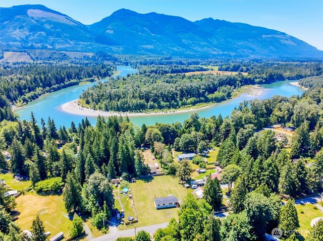41794 Mountain View Lane, Concrete, WA 98237