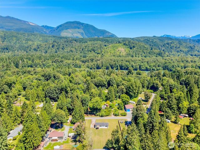 41794 Mountain View Lane, Concrete, WA 98237