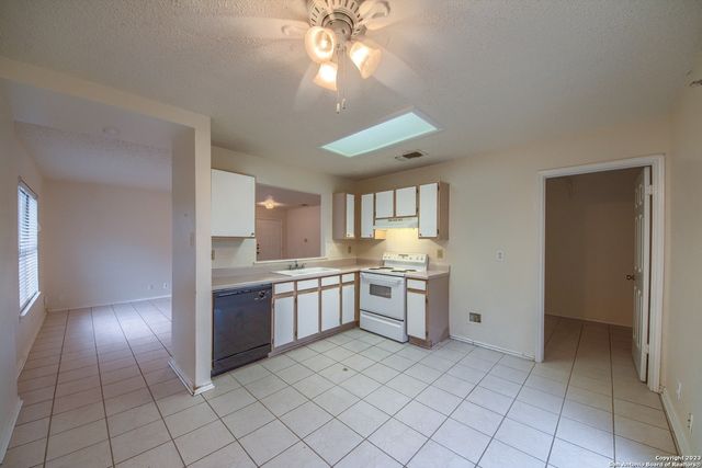 7611 SCENIC GLADE, San Antonio, TX 78249