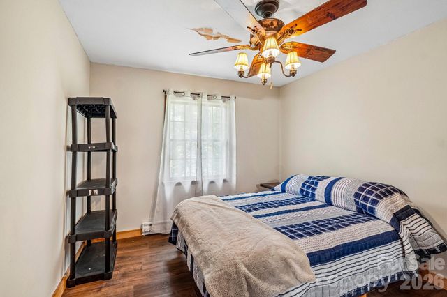950 Main Street 4, Chimney Rock, NC 28720