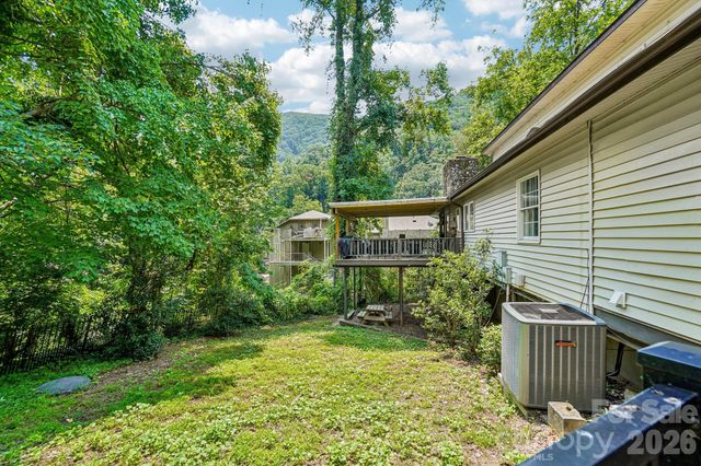 950 Main Street 4, Chimney Rock, NC 28720