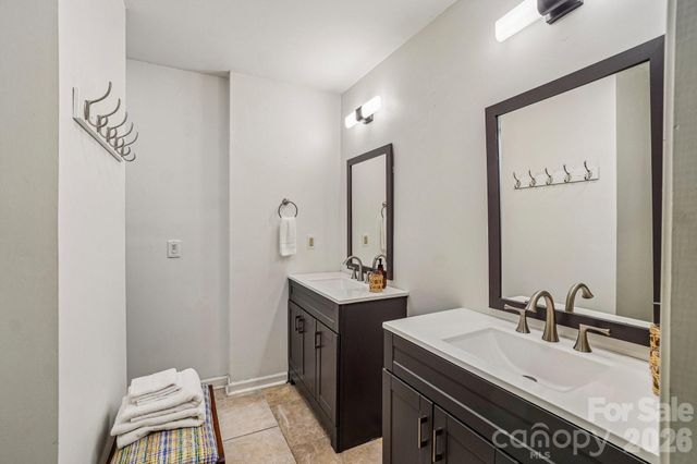 950 Main Street 4, Chimney Rock, NC 28720