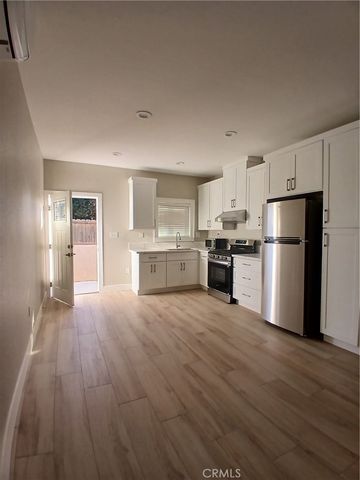1133 N Earl Place B, Anaheim, CA 92806