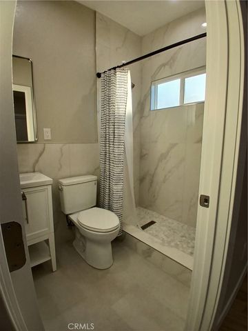 1133 N Earl Place B, Anaheim, CA 92806