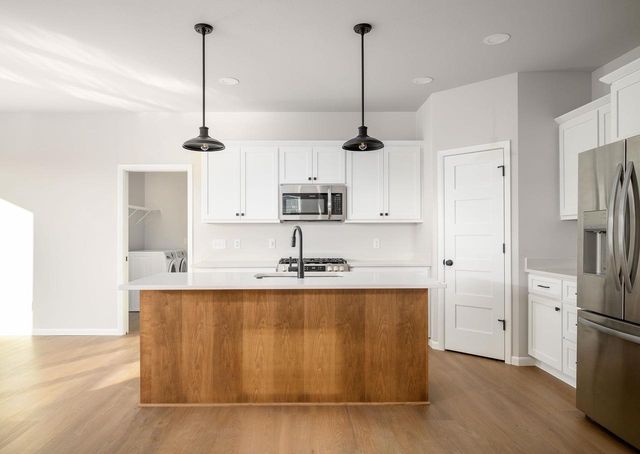 5942 Rosewood Drive, Mcfarland, WI 53558