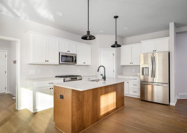 5942 Rosewood Drive, Mcfarland, WI 53558