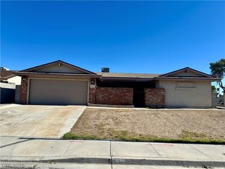 3880 El Paso Drive, Las Vegas, NV 89121