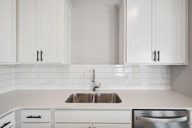 6155 Jennifer Avenue S, Cottage Grove, MN 55016