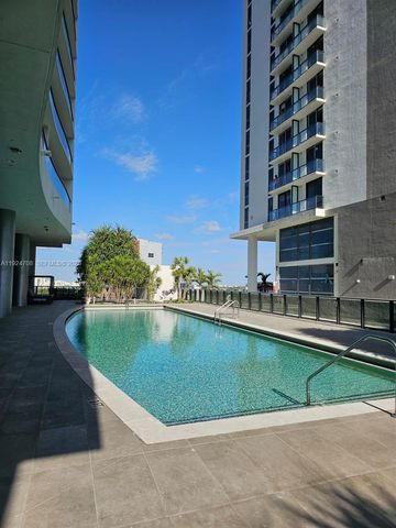 1600 NE 1st Ave 3701, Miami, FL 33132