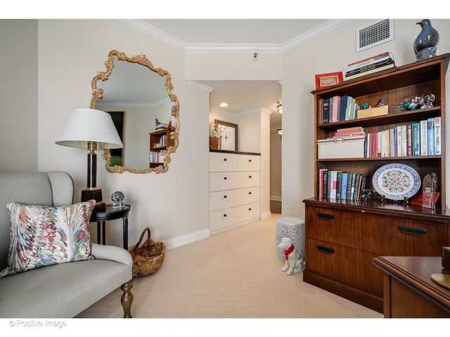 950 N MICHIGAN Avenue 2305, Chicago, IL 60611