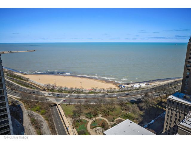 950 N MICHIGAN Avenue 2305, Chicago, IL 60611