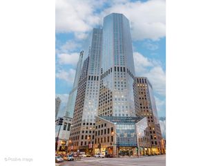 950 N MICHIGAN Avenue 2305, Chicago, IL 60611