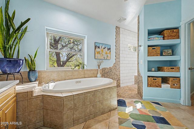 32006 N 44TH Place, Cave Creek, AZ 85331