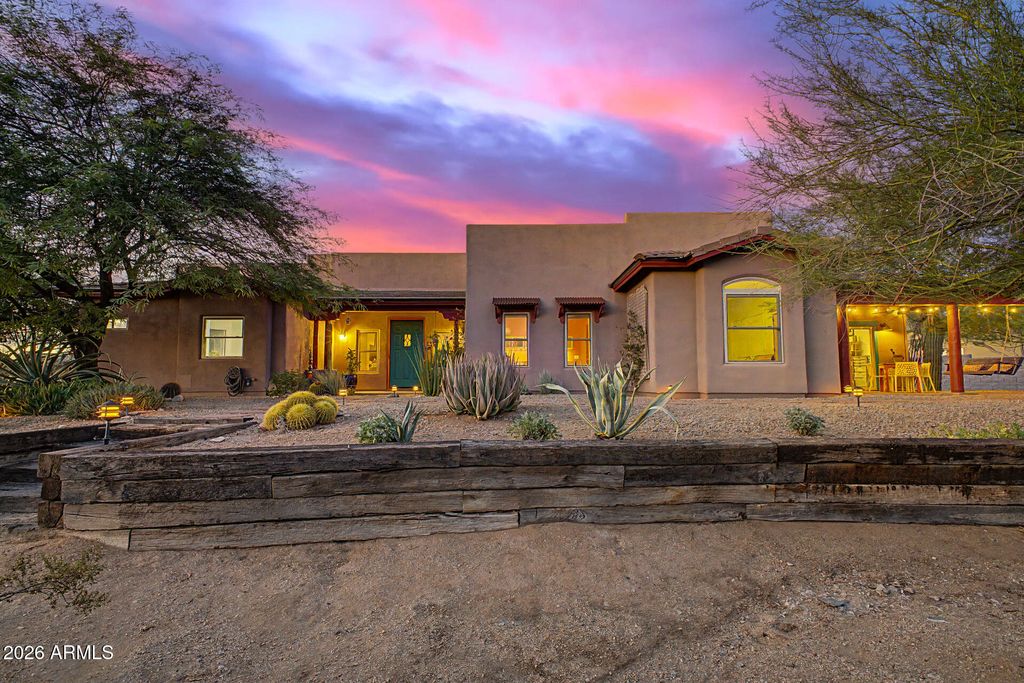 32006 N 44TH Place, Cave Creek, AZ 85331 — exterior