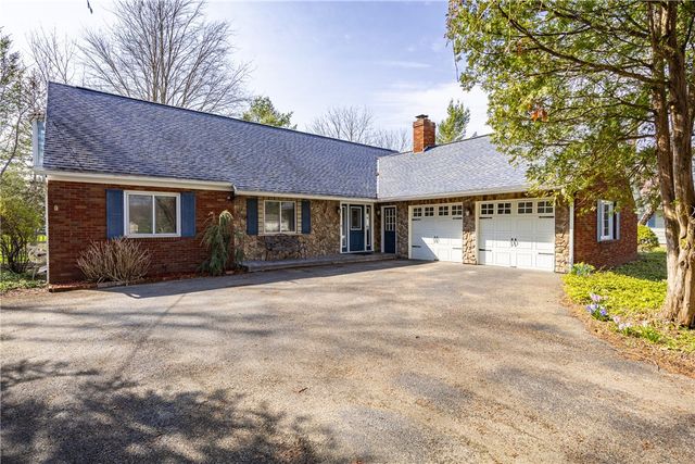 399 Salt Rd, Webster, NY 14580