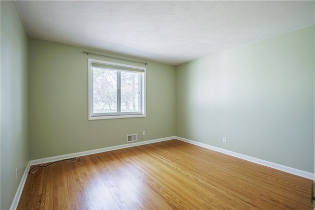 399 Salt Rd, Webster, NY 14580