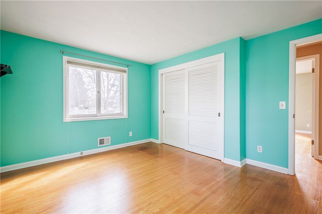 399 Salt Rd, Webster, NY 14580