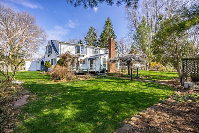 399 Salt Rd, Webster, NY 14580