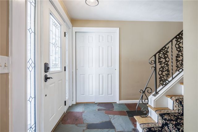 399 Salt Rd, Webster, NY 14580