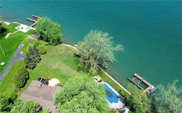 5133 East River Road, Grand Island, NY 14072