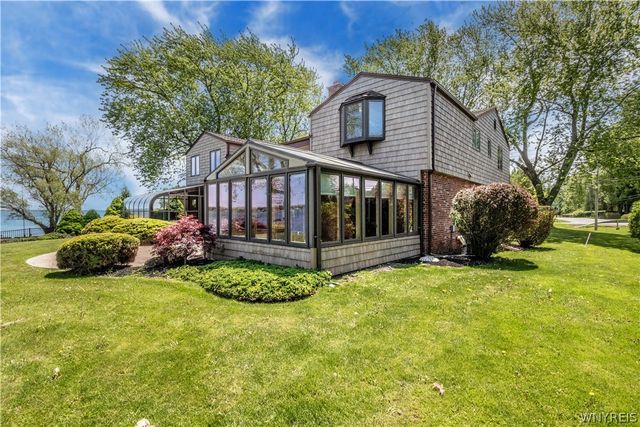 5133 East River Road, Grand Island, NY 14072
