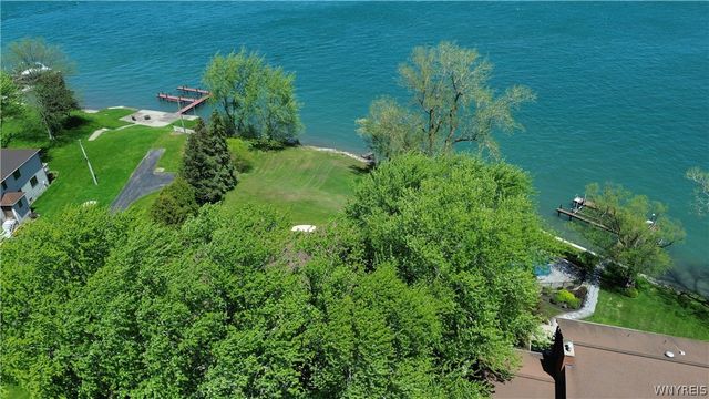 5133 East River Road, Grand Island, NY 14072