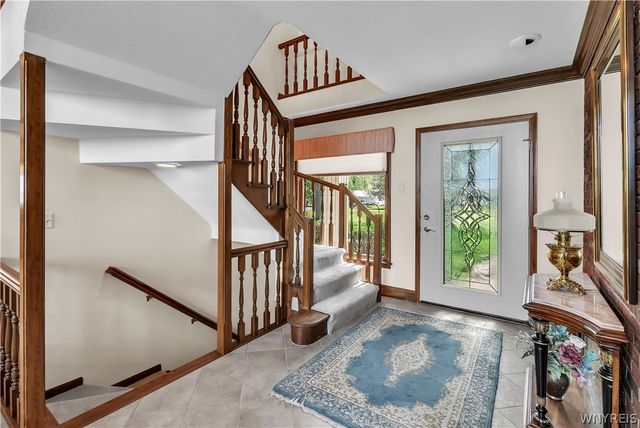 5133 East River Road, Grand Island, NY 14072