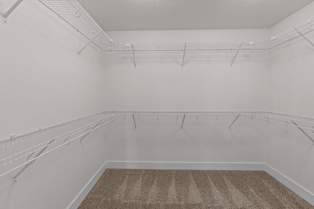 1363 S Strasbourg Avenue, Springfield, MO 65802