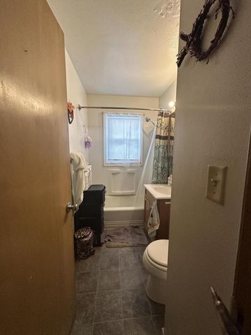 3021 Wanda AVENUE, Milwaukee, WI 53221