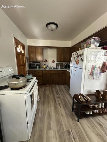 3021 Wanda AVENUE, Milwaukee, WI 53221