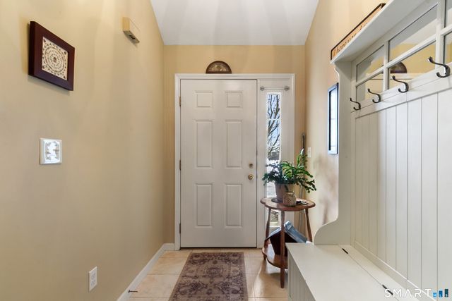 177 Julia Court 177, Newtown, CT 06482