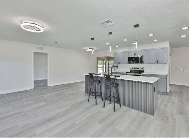 614 HUNTINGTON STREET, Brandon, FL 33511