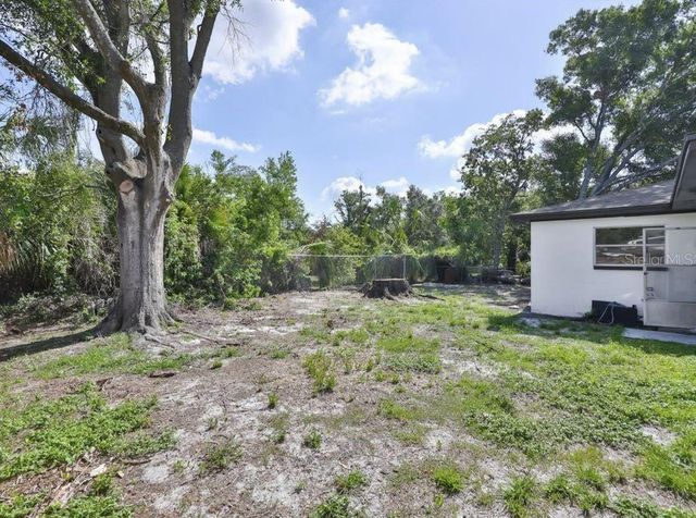 614 HUNTINGTON STREET, Brandon, FL 33511