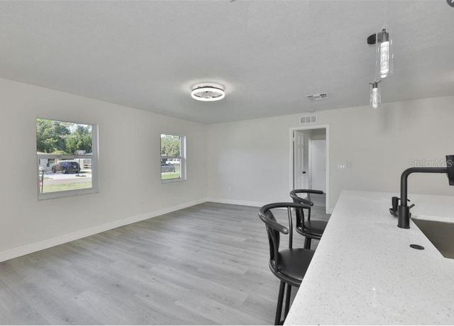 614 HUNTINGTON STREET, Brandon, FL 33511