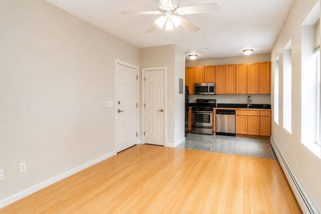 330 Summit Ave 103, Boston, MA 02135