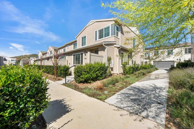 35164 Grove Trail, Fallbrook, CA 92028