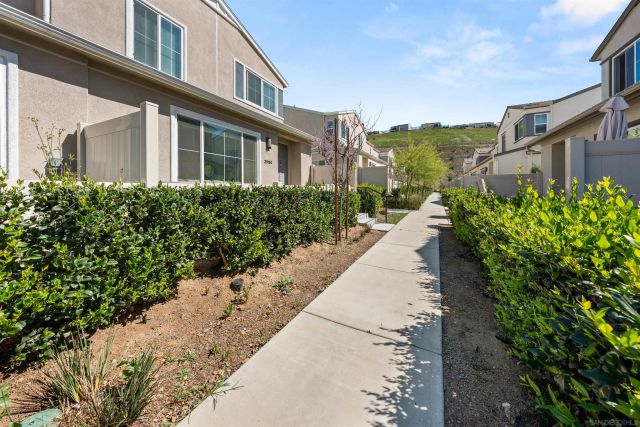 35164 Grove Trail, Fallbrook, CA 92028